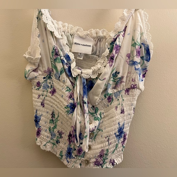 Tank Cropped Top - Picture 2 of 3